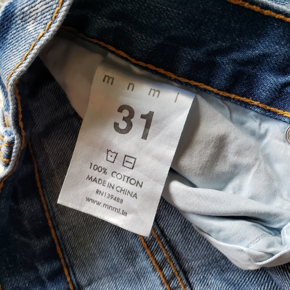 Distressed Jeans - Picture 5 of 6